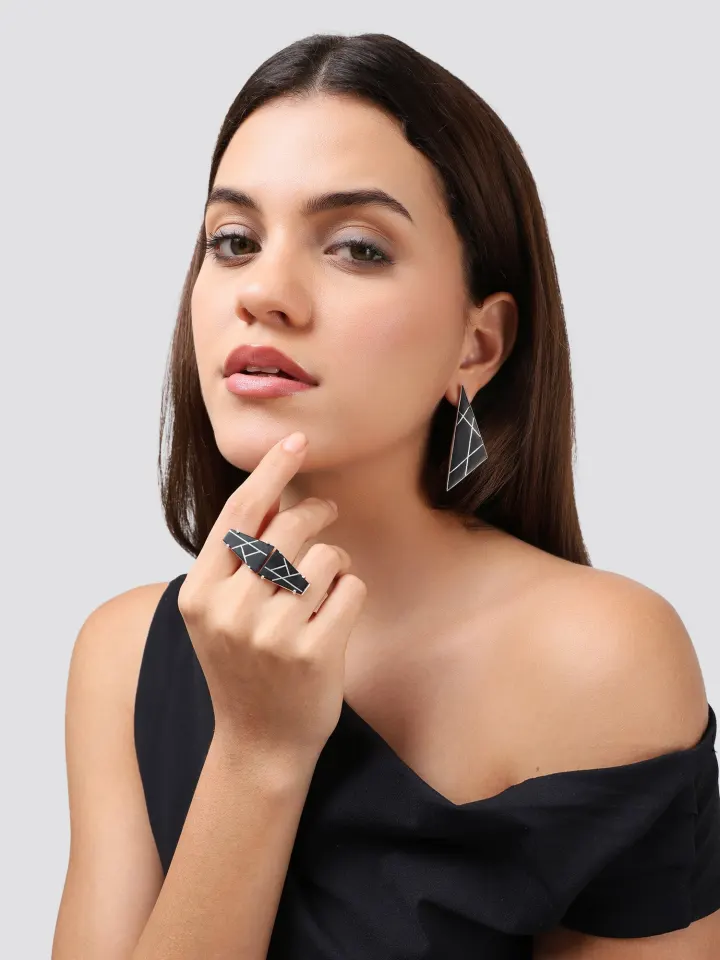 Jewellery photography by D Third Eye Studio — frame 1